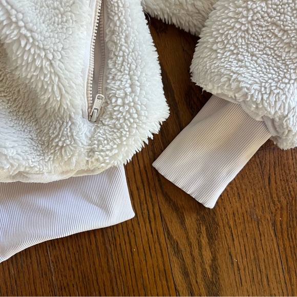 ALO Yoga Foxy Sherpa jacket coat ivory cream women’s size XS - Picture 9 of 13